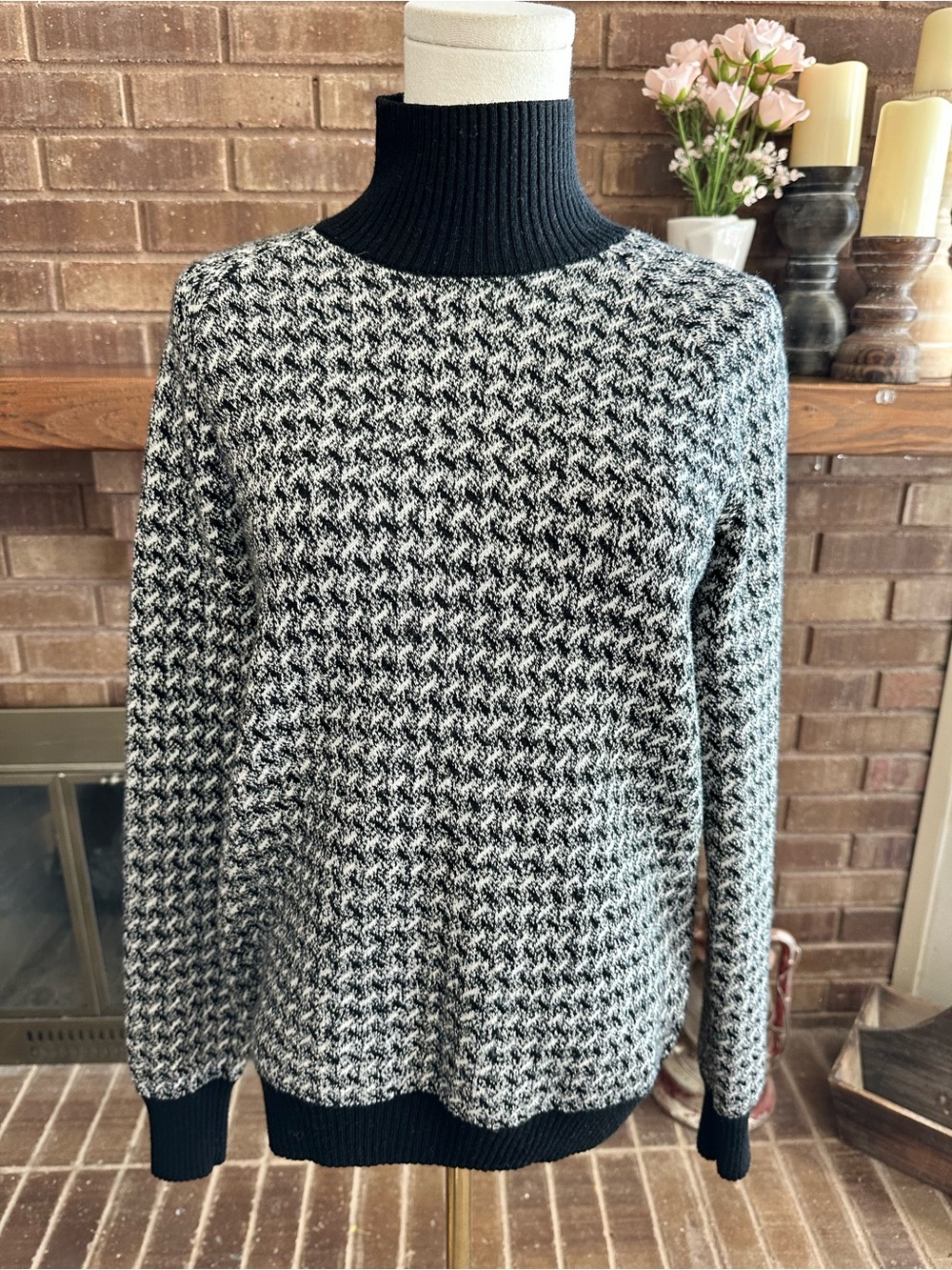 Theory Oversized Merino Wool Turtleneck Sweater Small S Tweed Houndstooth